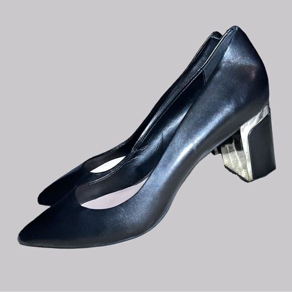 DKNY gorgeous black leather heels! New - Picture 4 of 7
